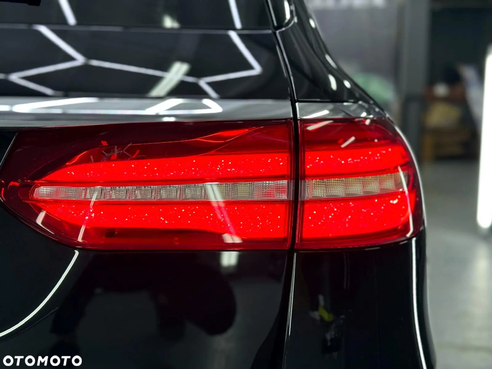 Mercedes-Benz Klasa E 220 d T 9G-TRONIC Avantgarde - 9