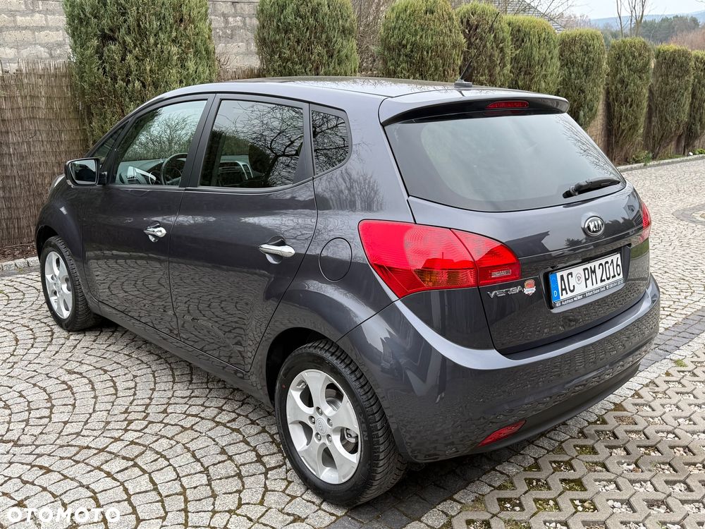 Kia Venga 1.6 CVVT Dream-Team Edition - 9