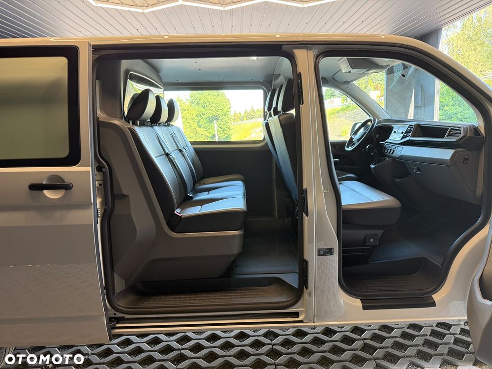 Volkswagen Transporter - 21