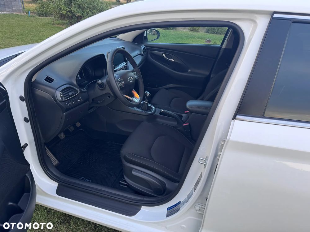 Hyundai i30 1.4 T-GDI Trend - 10