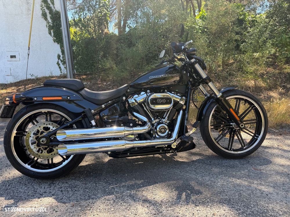 Harley-Davidson Breakout 114 - 11