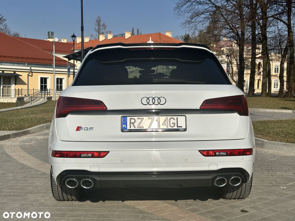 Audi SQ5 - 11