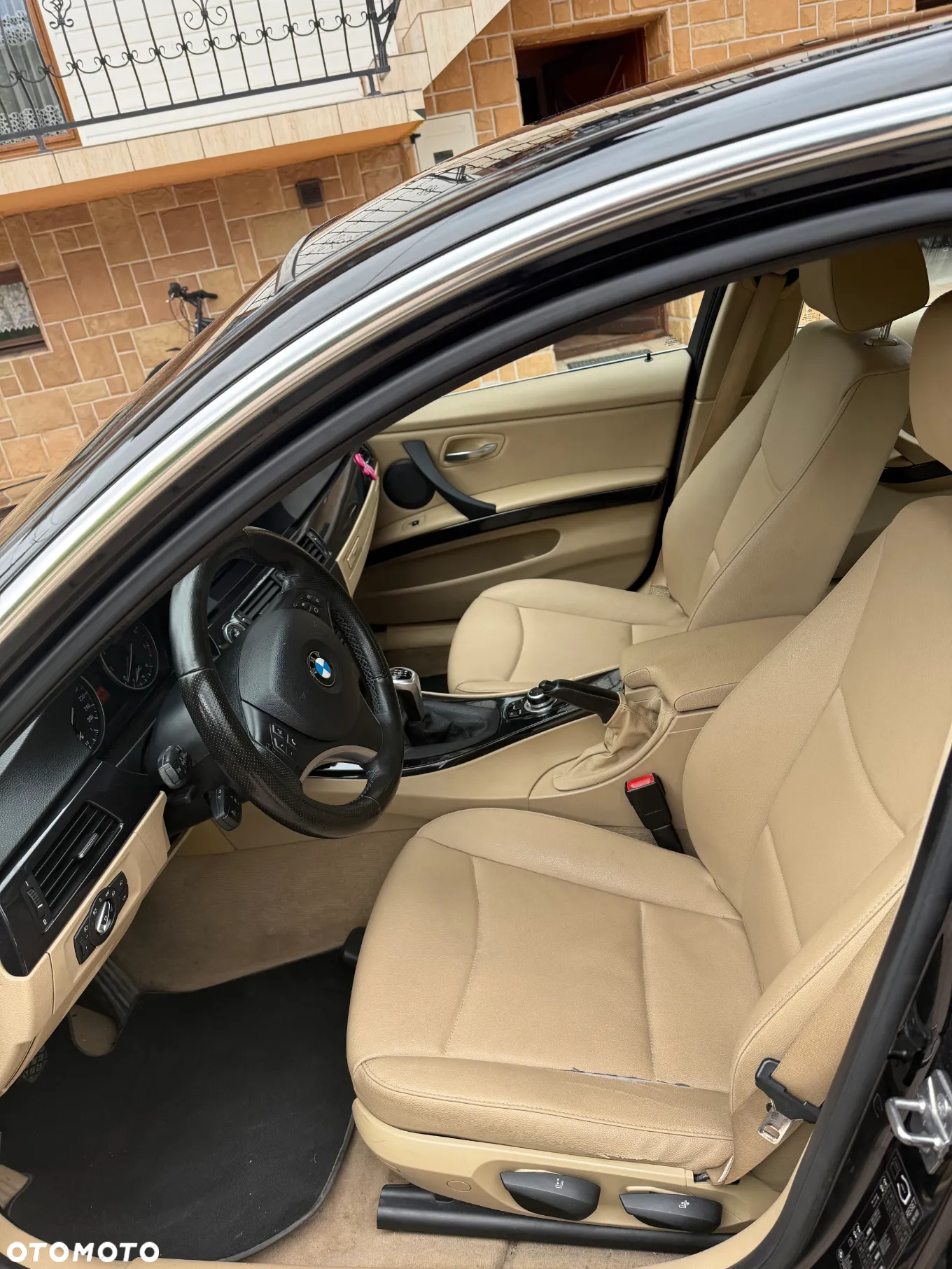 BMW Seria 3 320i - 13