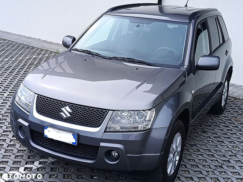 Suzuki Grand Vitara 2.0 TD - 2