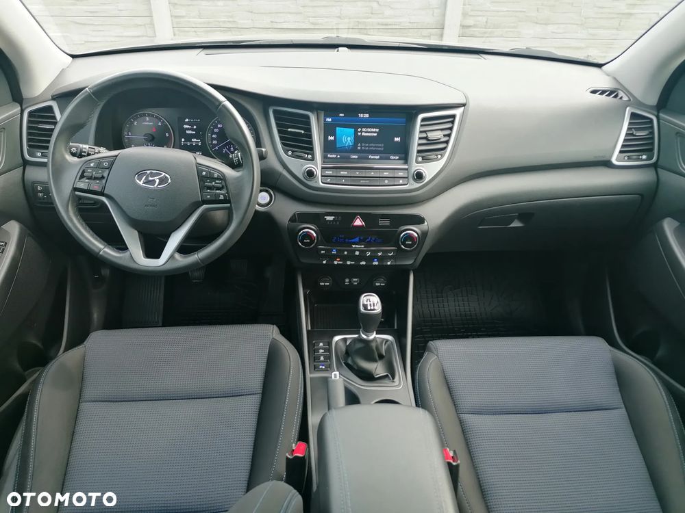 Hyundai Tucson 2.0 CRDI 4WD Style - 12