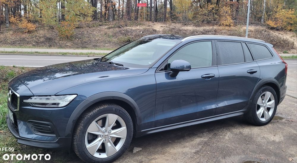 Volvo V60 Cross Country 2020 photo 4