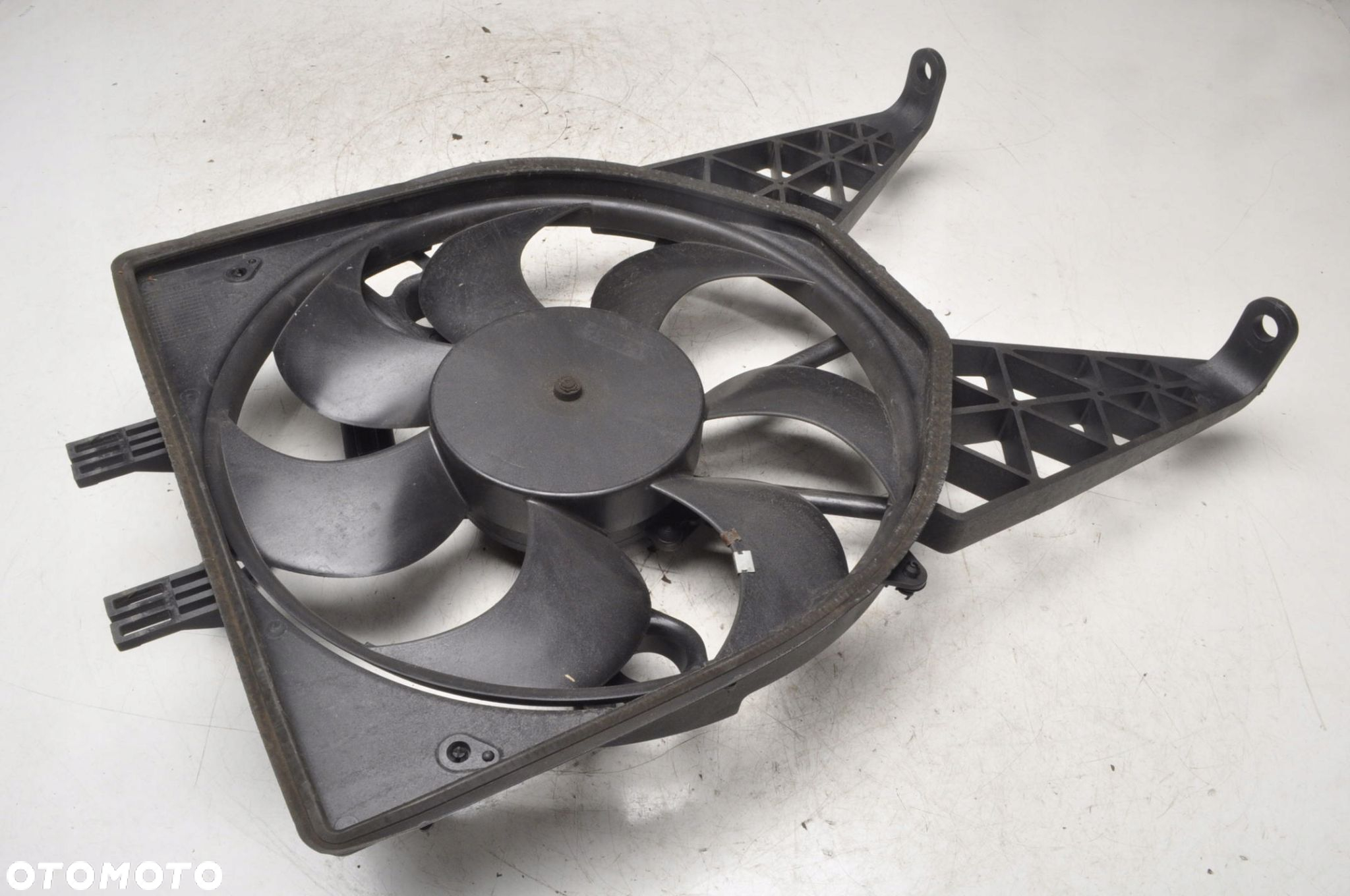 MP4 SPIDER 3.8 WENTYLATOR CHŁODNICY 11L0280CP.02 - 6