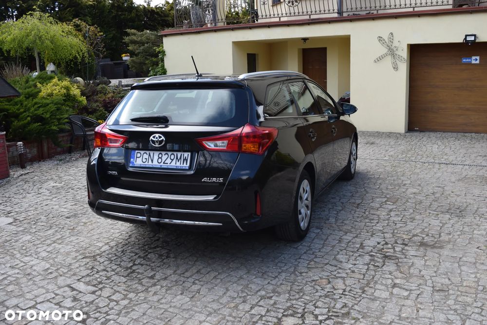 Toyota Auris 1.4 D-4D Design Edition - 6