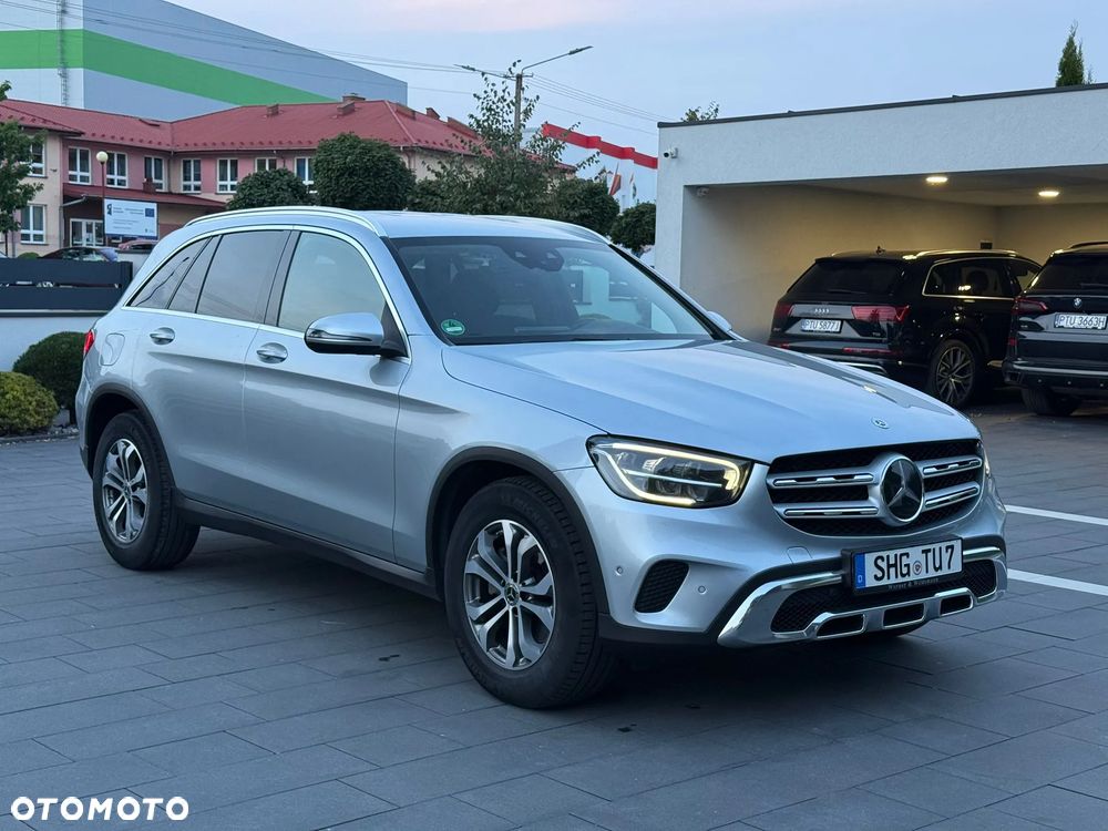 Mercedes-Benz GLC 200 d 4Matic 9G-TRONIC - 3