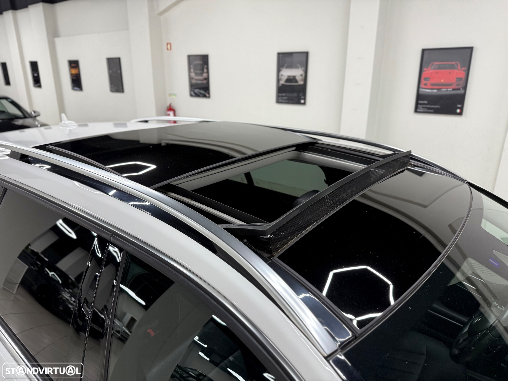 Mercedes-Benz E 300 Bluetec Hybrid Avantgarde - 10