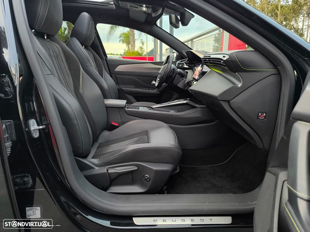 Peugeot 308 PureTech 130 GPF EAT8 Stop & Start GT Pack - 29