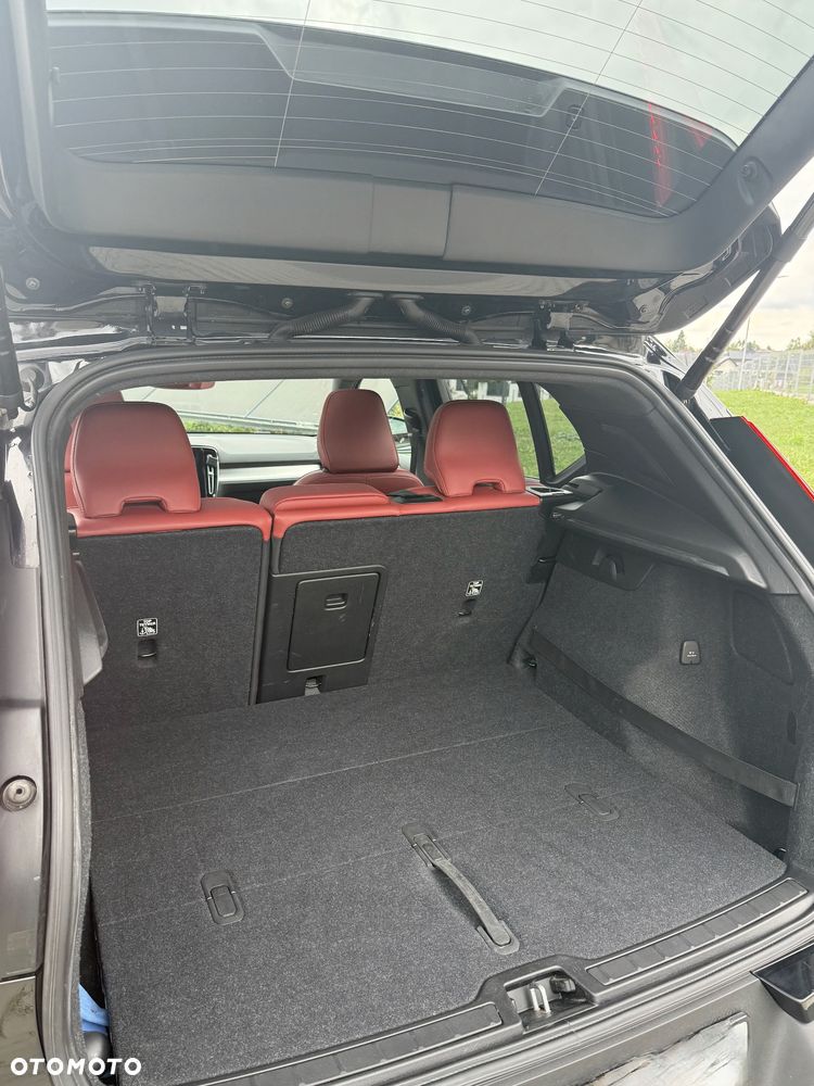 Volvo XC 40 T5 AWD Geartronic Momentum - 25
