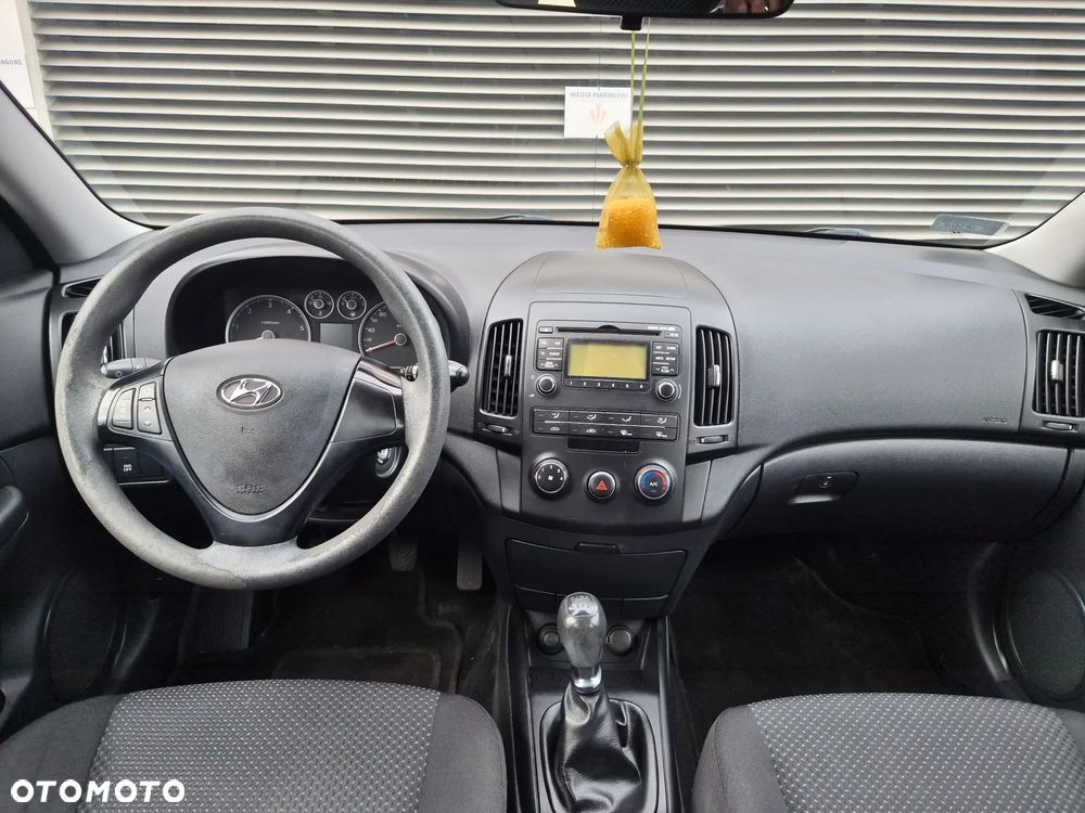 Hyundai i30 1.6 CRDi Base - 10