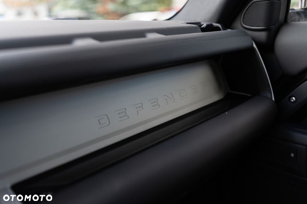 Land Rover Defender 3.0 D300 mHEV S - 14