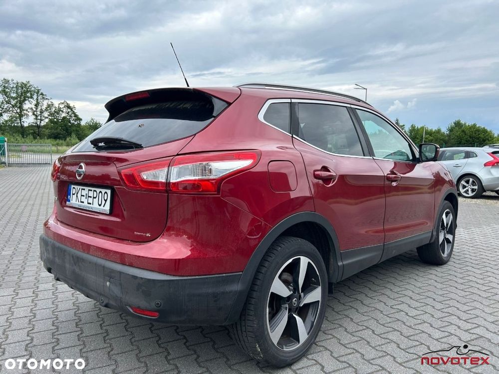 Nissan Qashqai - 2