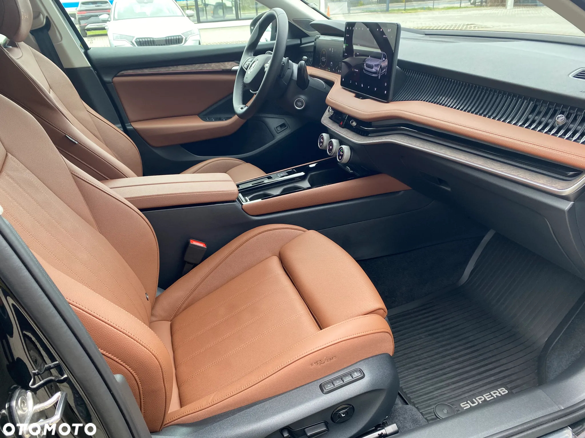 Skoda Superb 2.0 TDI SCR 4x4 L&K DSG - 34