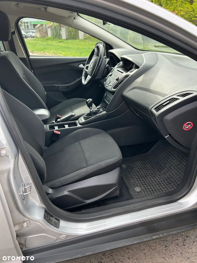 Ford Focus 1.5 TDCi Trend - 11