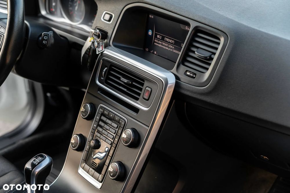 Volvo V60 D3 Kinetic - 26
