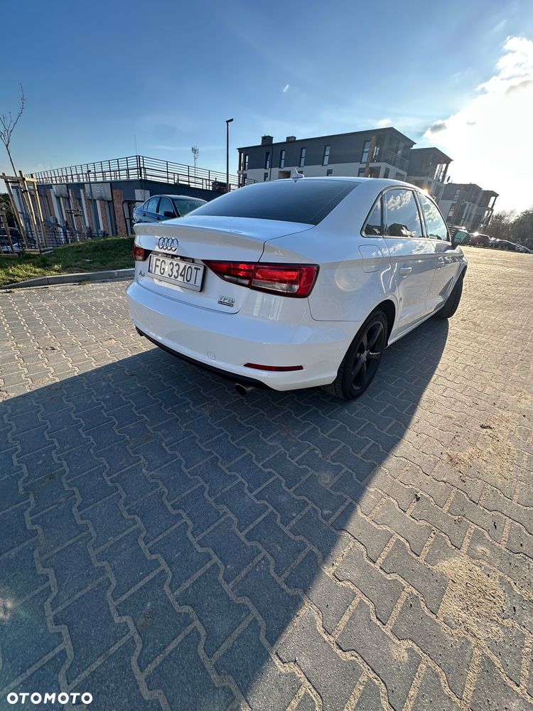 Audi A3 Limousine 2.0 TFSI quattro S tronic design - 5