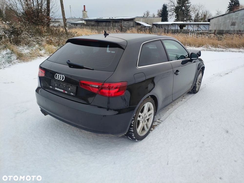Audi A3 3-drzwiowe 1.4 TFSI cylinder on demand S tronic Ambiente - 3