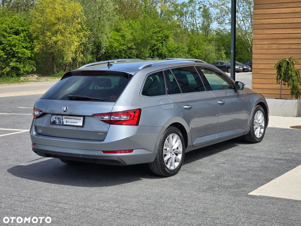 Skoda Superb 2.0 TDI 4x4 Style - 7