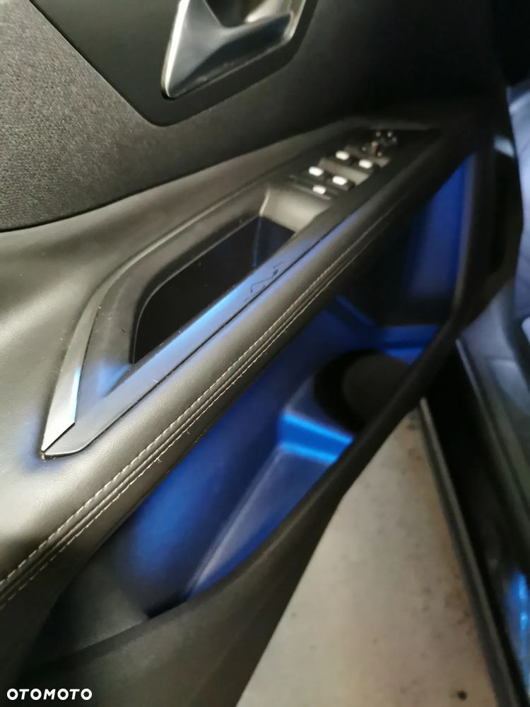 Peugeot 3008 BlueHDi 120 Stop & Start Allure - 19