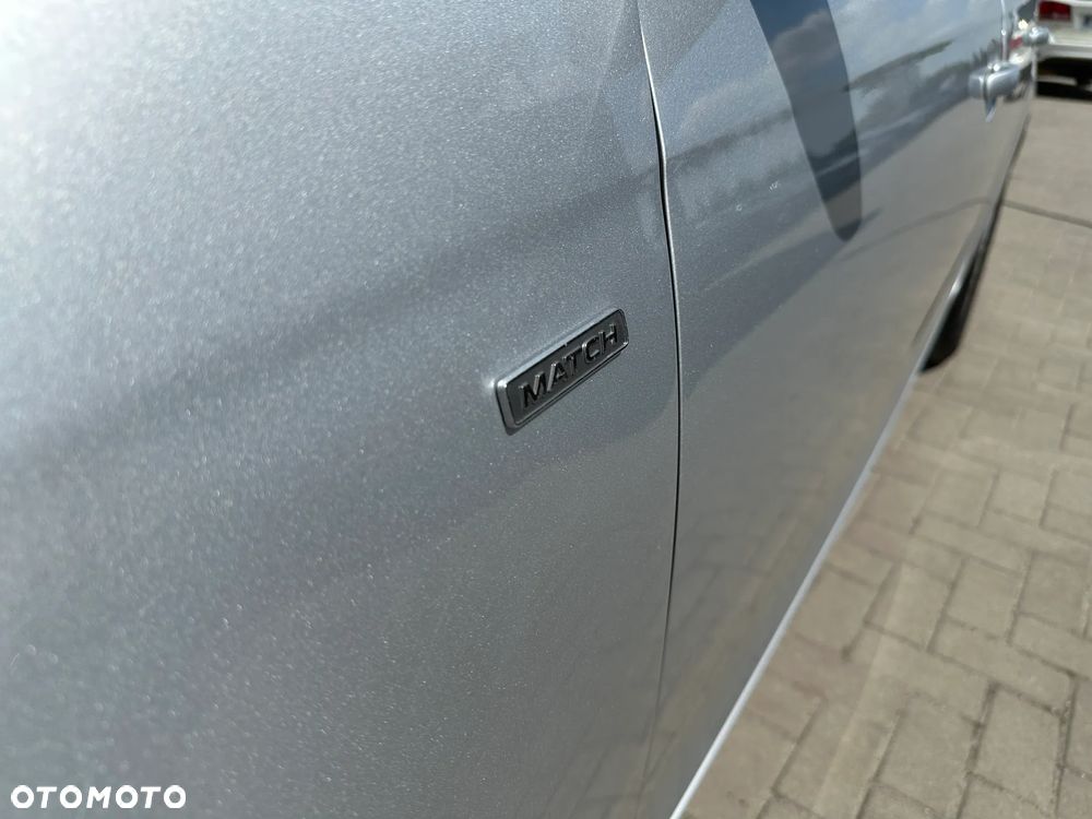Volkswagen Golf - 30