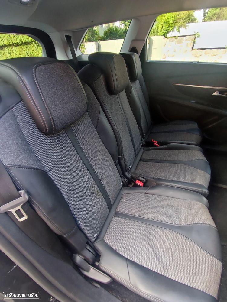 Peugeot 5008 1.5 BlueHDi Allure Pack EAT8 - 13