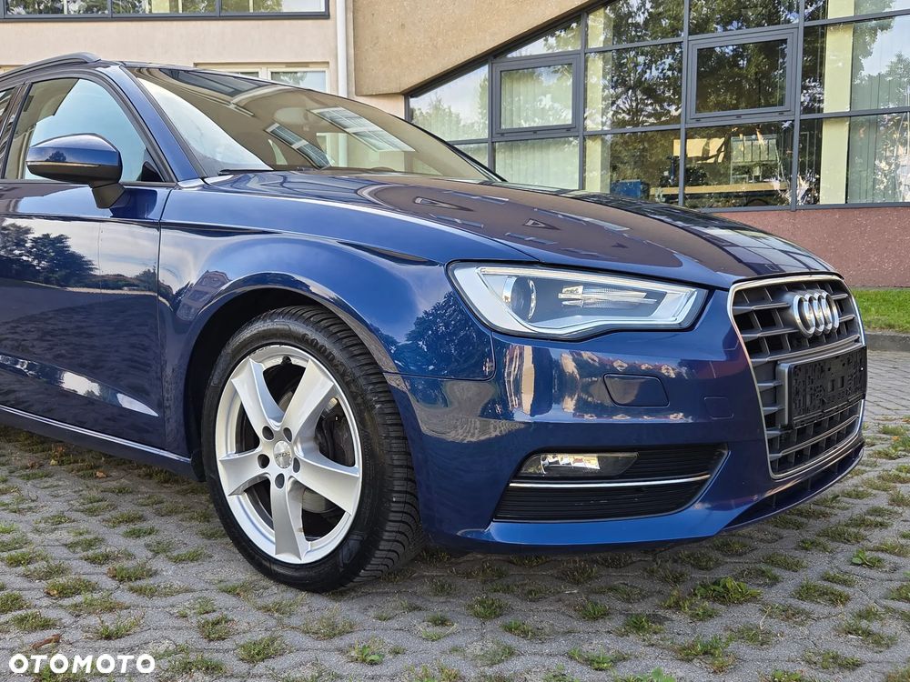 Audi A3 Sportback 2.0 TDI Ambiente - 17