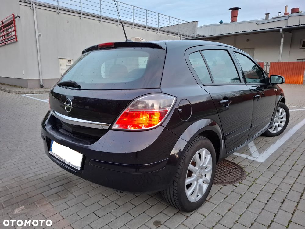 Opel Astra - 4