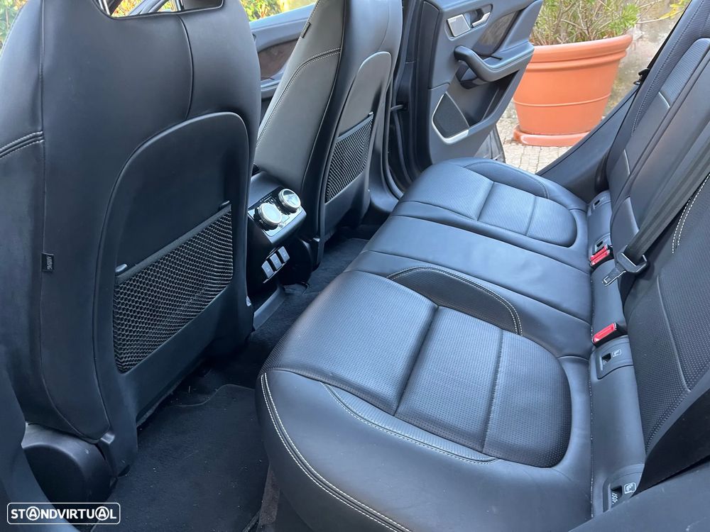 Jaguar I-Pace EV400 AWD First Edition - 18