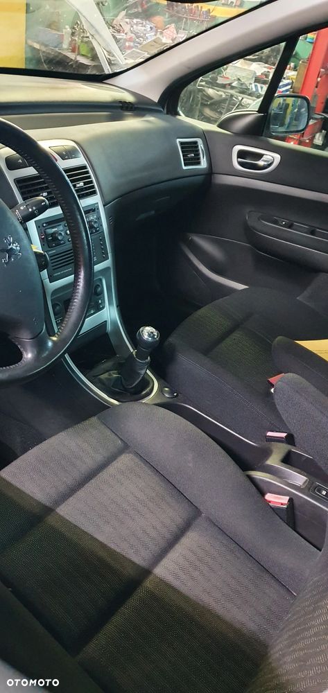 Peugeot 307 1.6 HDI XT Premium - 11
