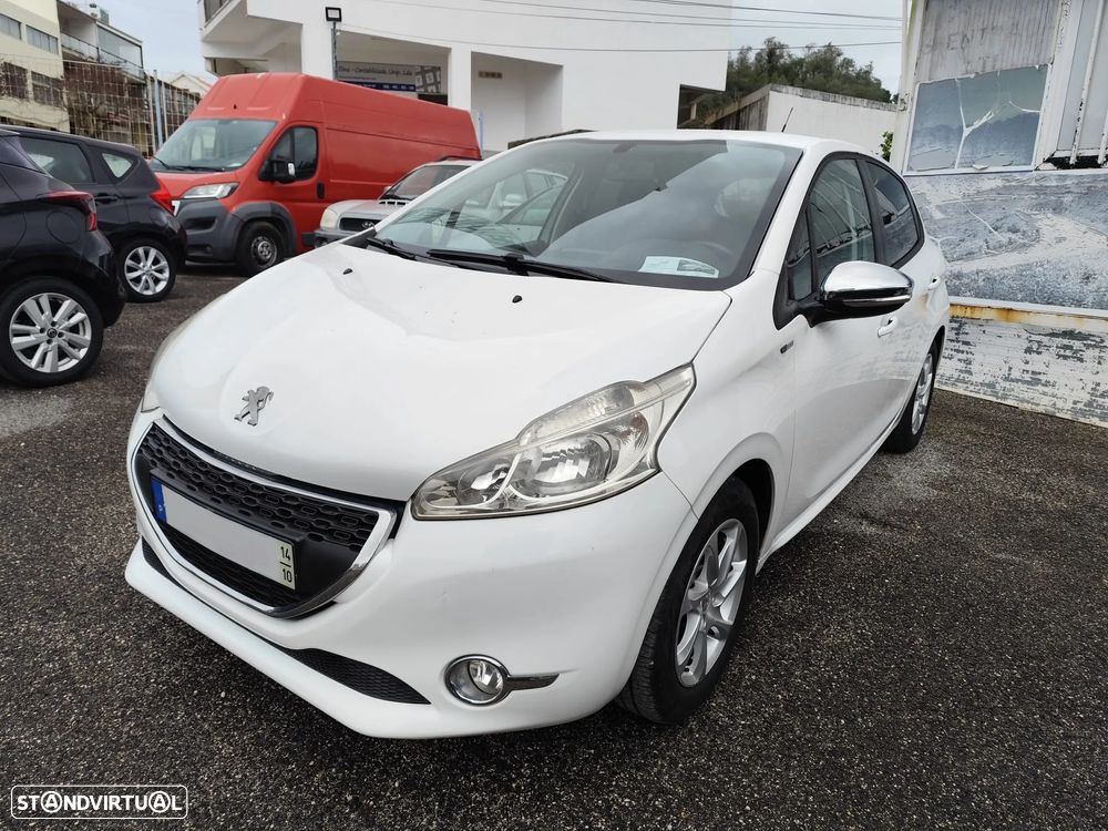 Peugeot 208 1.2 VTi SE Style