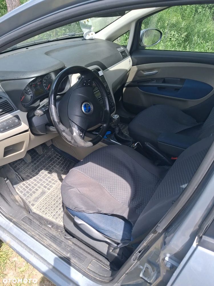 Fiat Grande Punto - 6