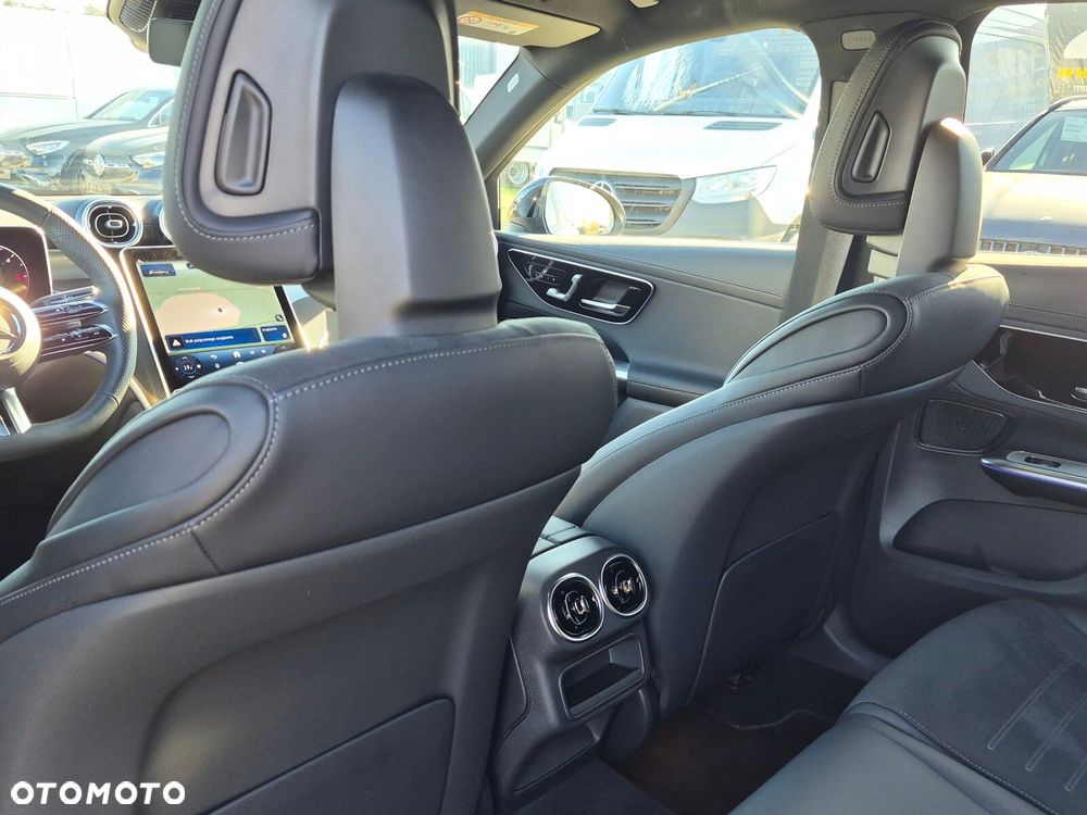 Mercedes-Benz GLC 300 d mHEV 4-Matic AMG Line - 35