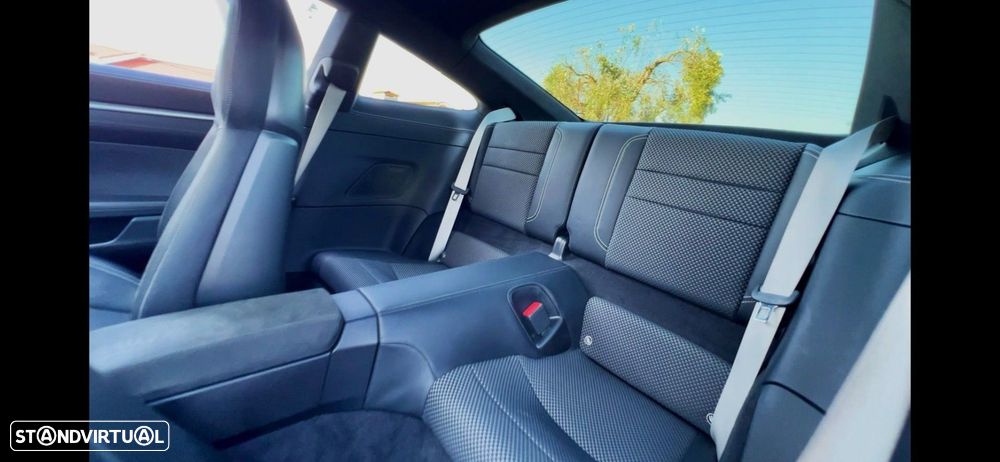 Porsche 911 (992) Carrera 4S PDK - 11