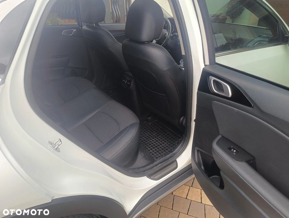 Kia XCeed 1.6 CRDi SCR XL DCT - 12
