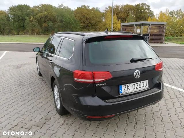 Volkswagen Passat 2.0 TDI BMT Comfortline - 8