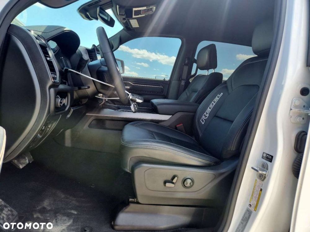 RAM 1500 - 8