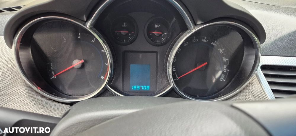 Chevrolet Cruze 1.8 LT 56 - 4