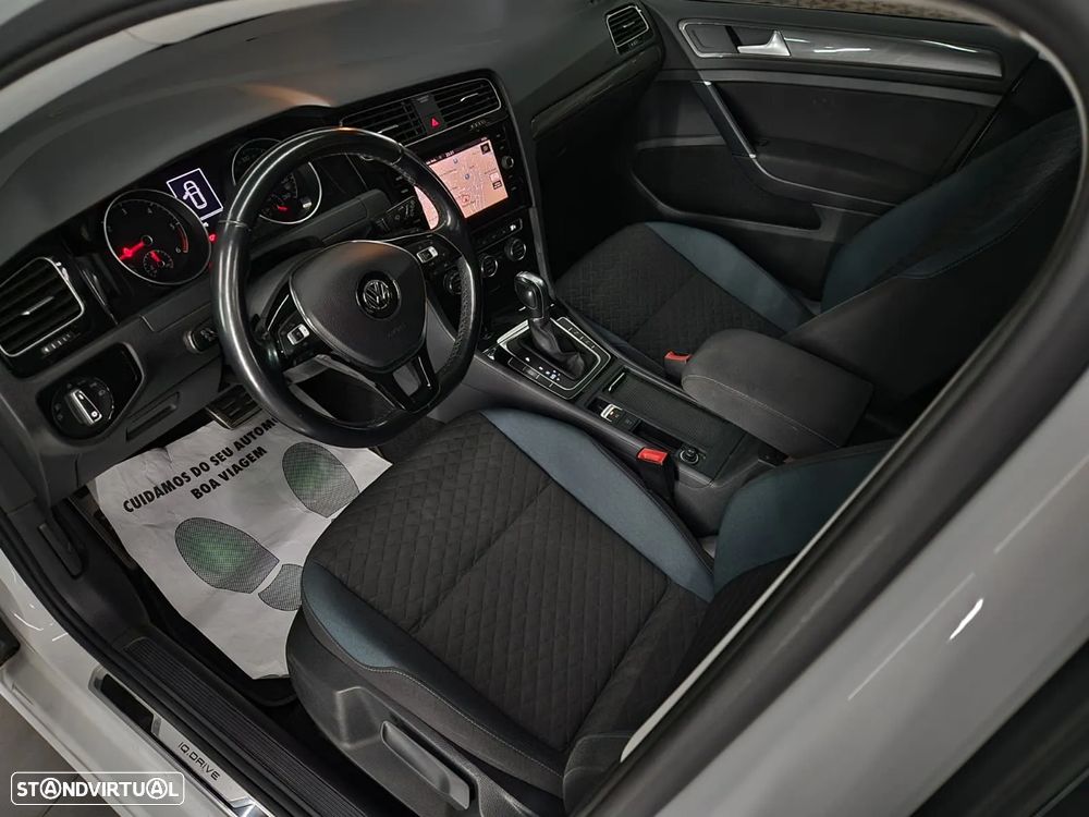 VW Golf 1.6 TDI SCR DSG IQ.DRIVE - 7