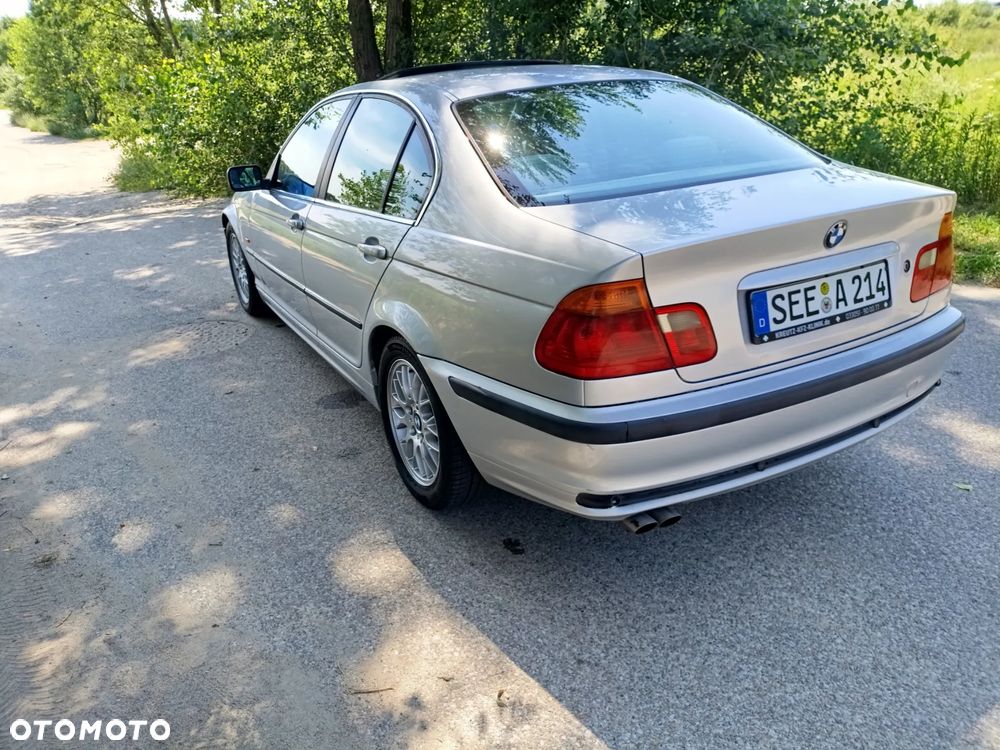 BMW Seria 3 - 13