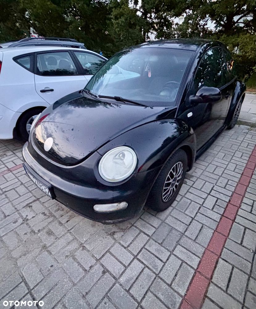 Volkswagen New Beetle - 2
