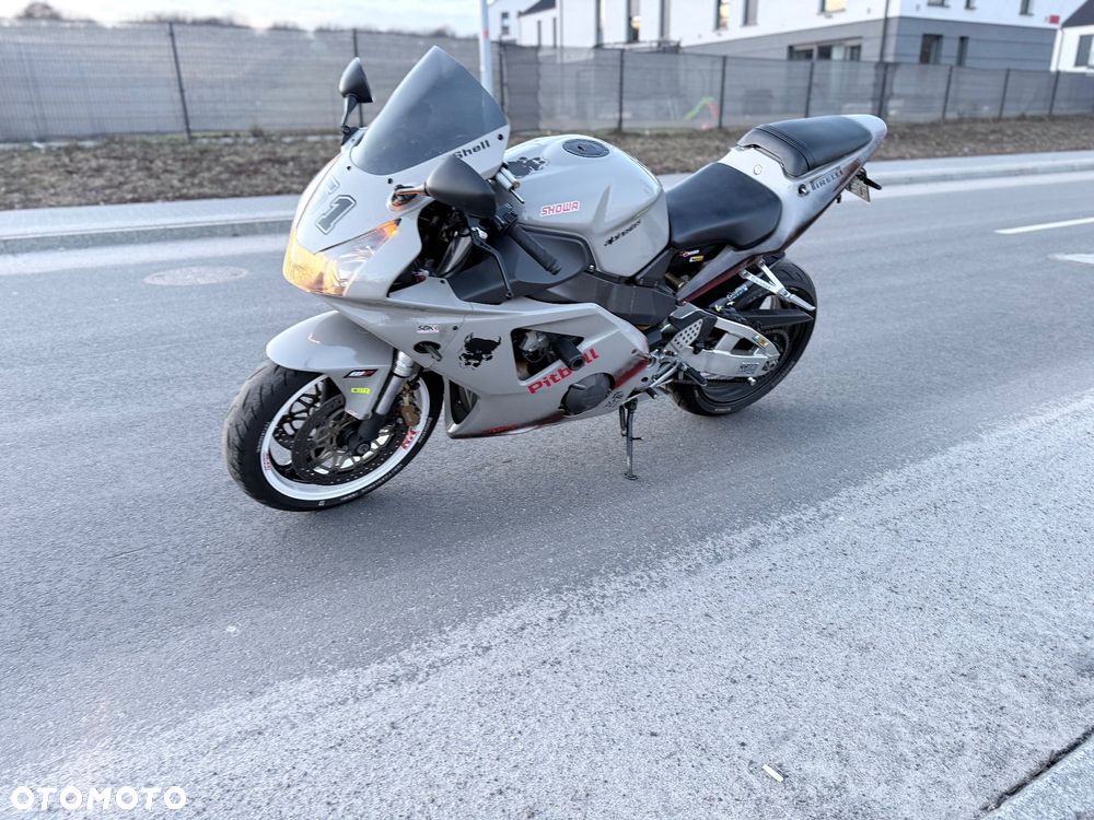 Honda CBR - 14