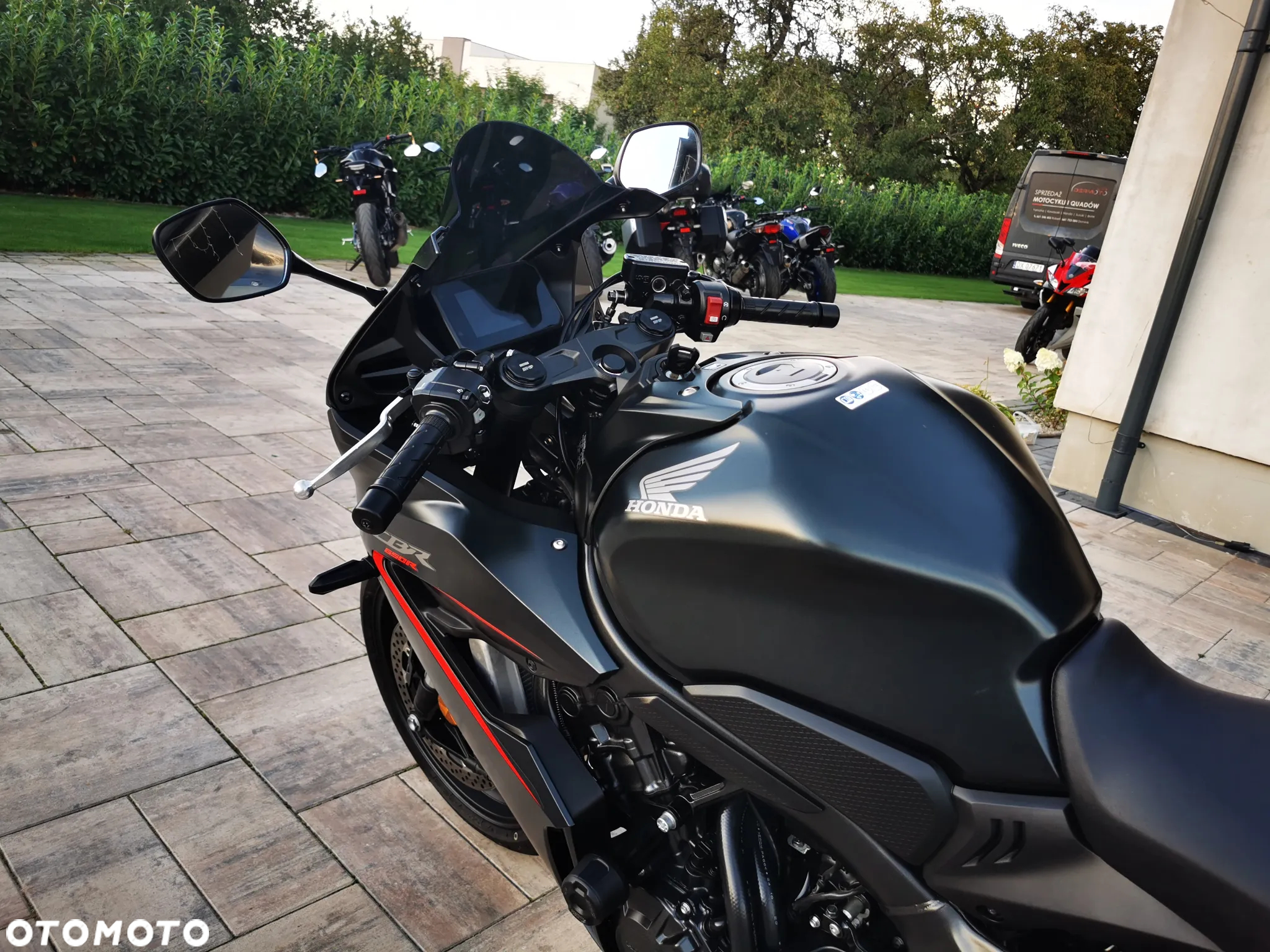 Honda CBR - 9