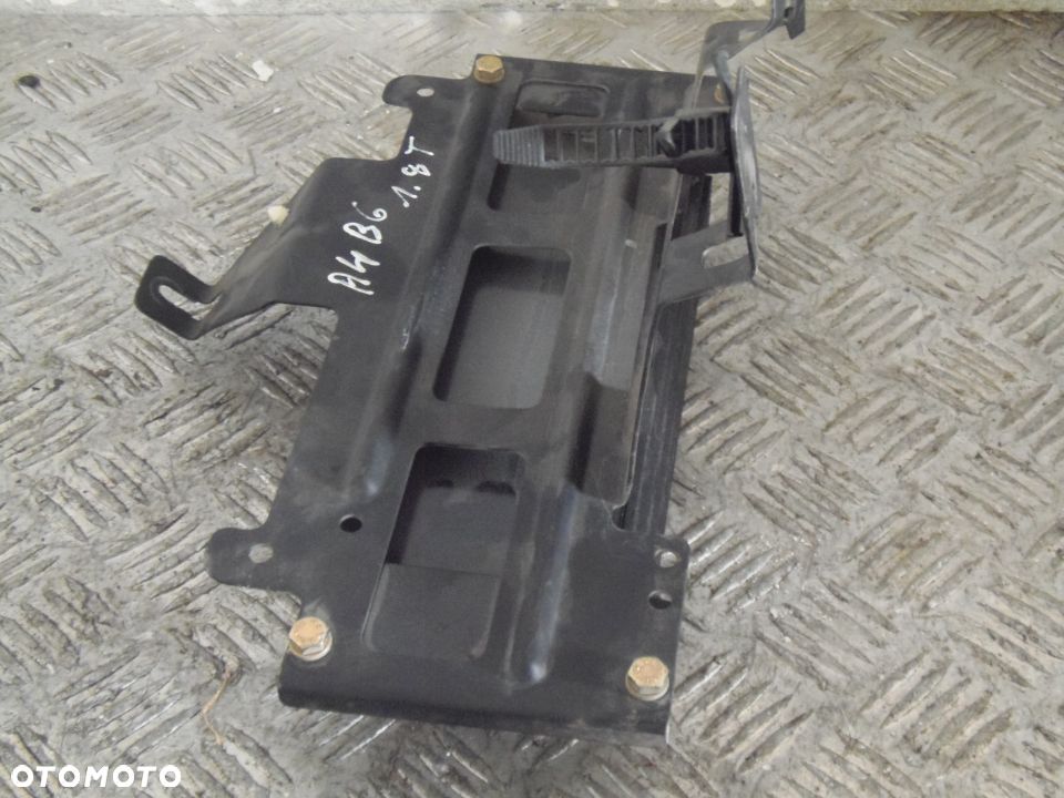 WZMACNIACZ FABRYCZNY 8H0035223 AUDI A4 B6 - 3