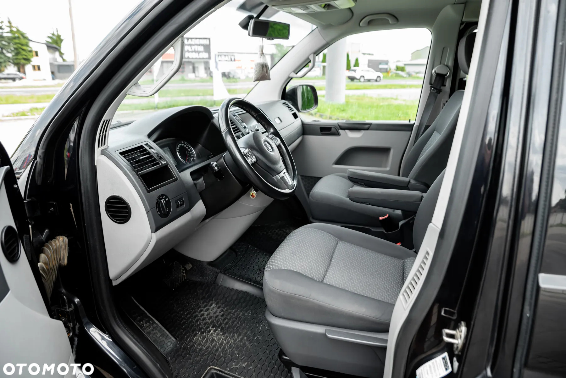 Volkswagen Transporter - 16
