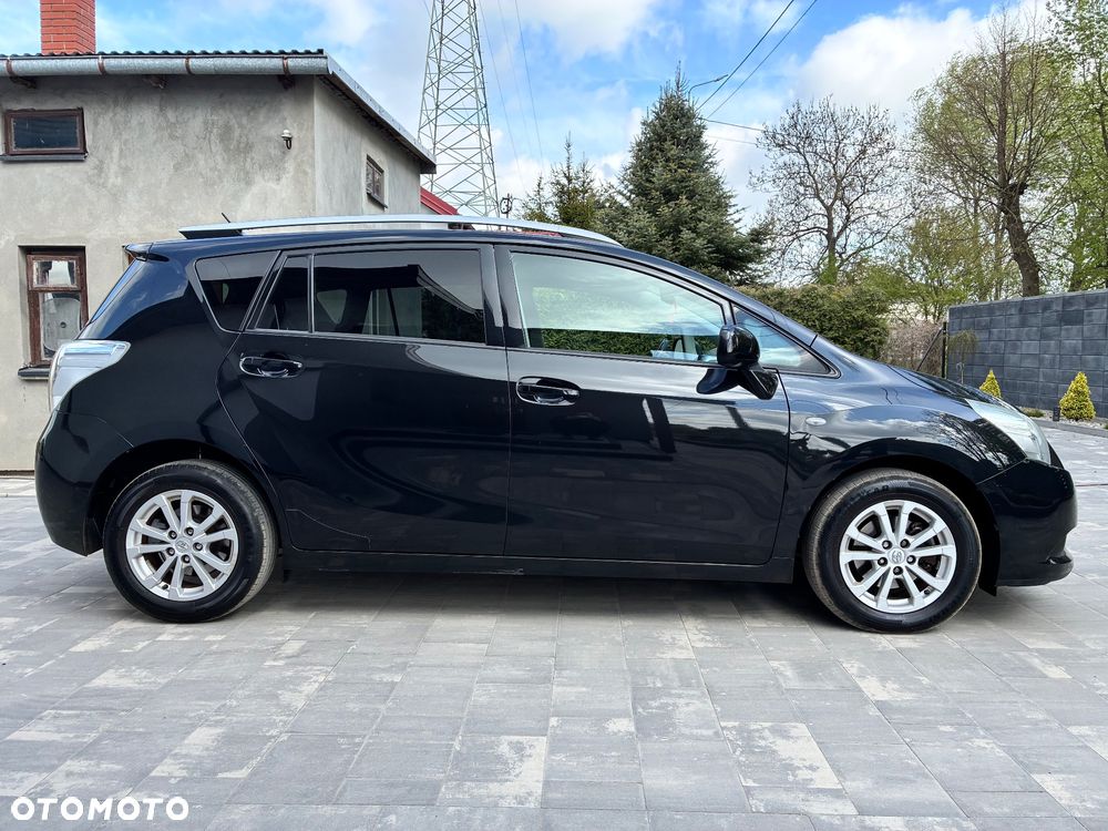 Toyota Verso - 3