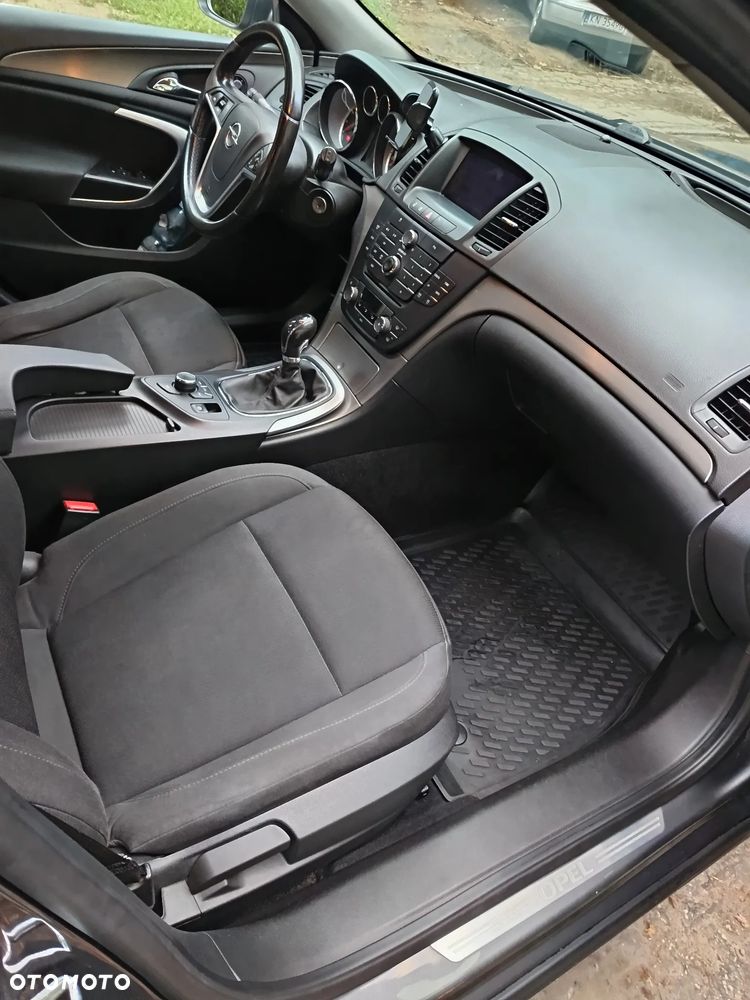Opel Insignia - 9