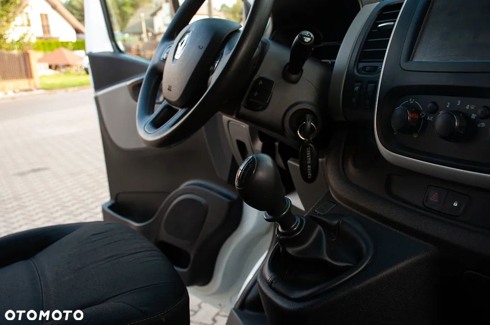 Renault Trafic - 6